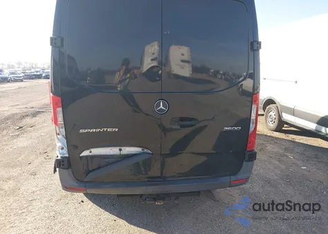 2019 Mercedes-Benz Sprinter 2500 Standard Roof I4 from USA, damaged, VIN WD4PF0ED3KT013065